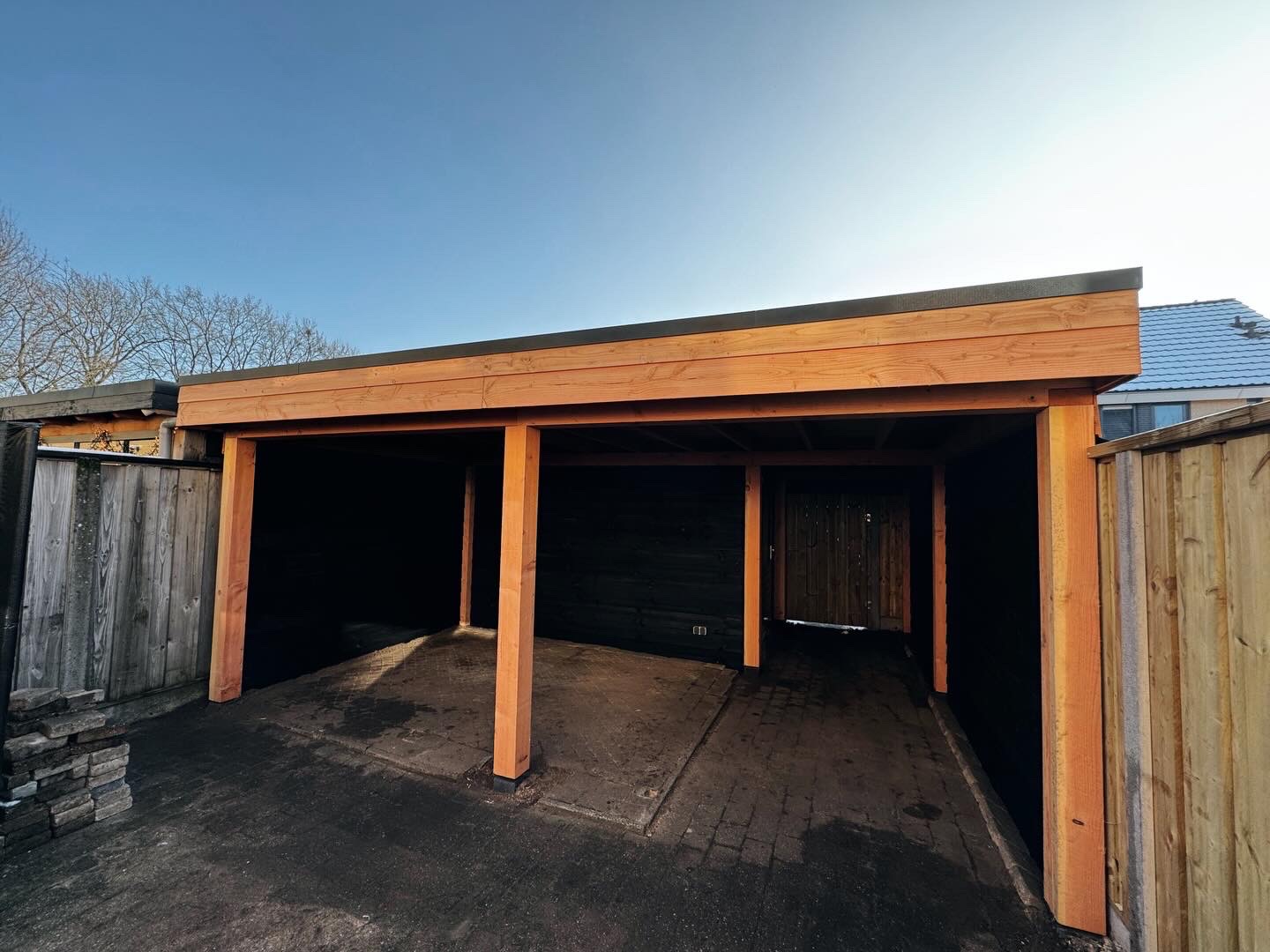 Houten carport overkapping met douglas staanders
